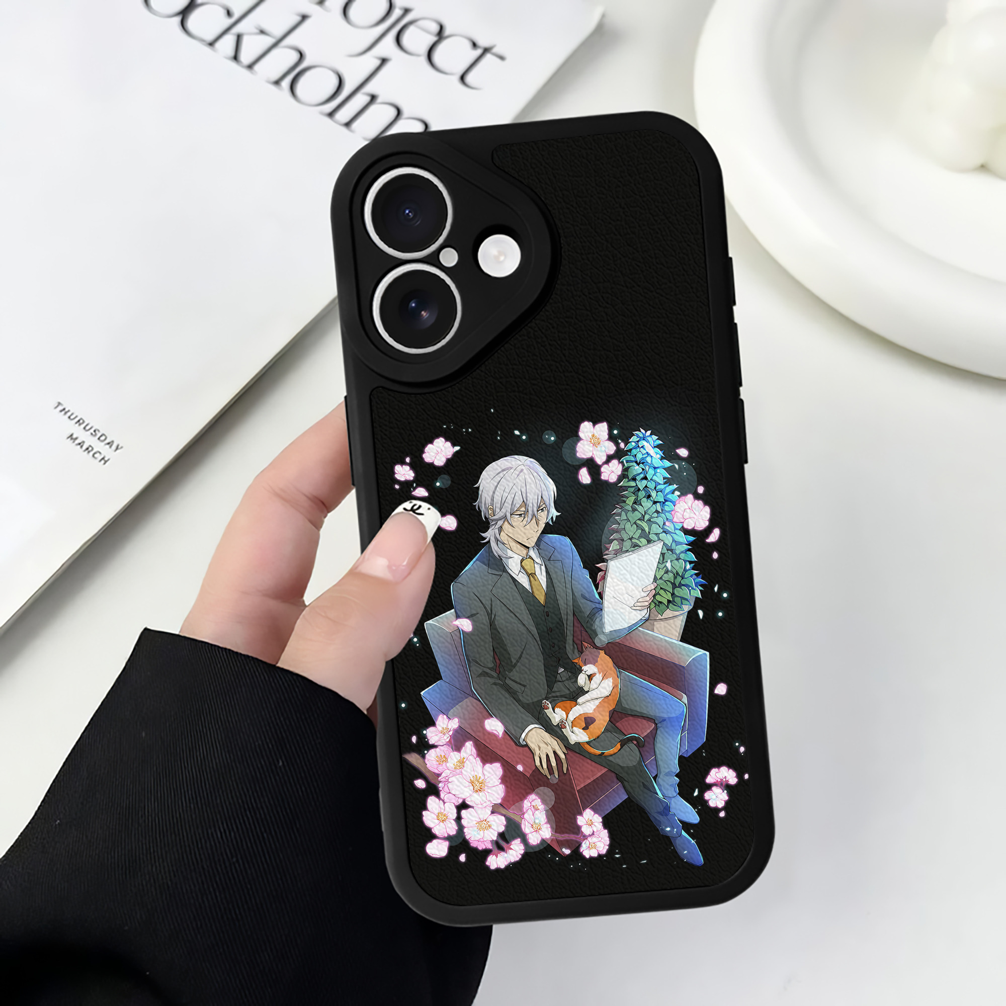 （画像用） 文豪ストレイドッグス Bungo Stray Dogs 【iPhone 16シリーズ対応】シリコンスマホケース（レザー調） 材質：シリコン